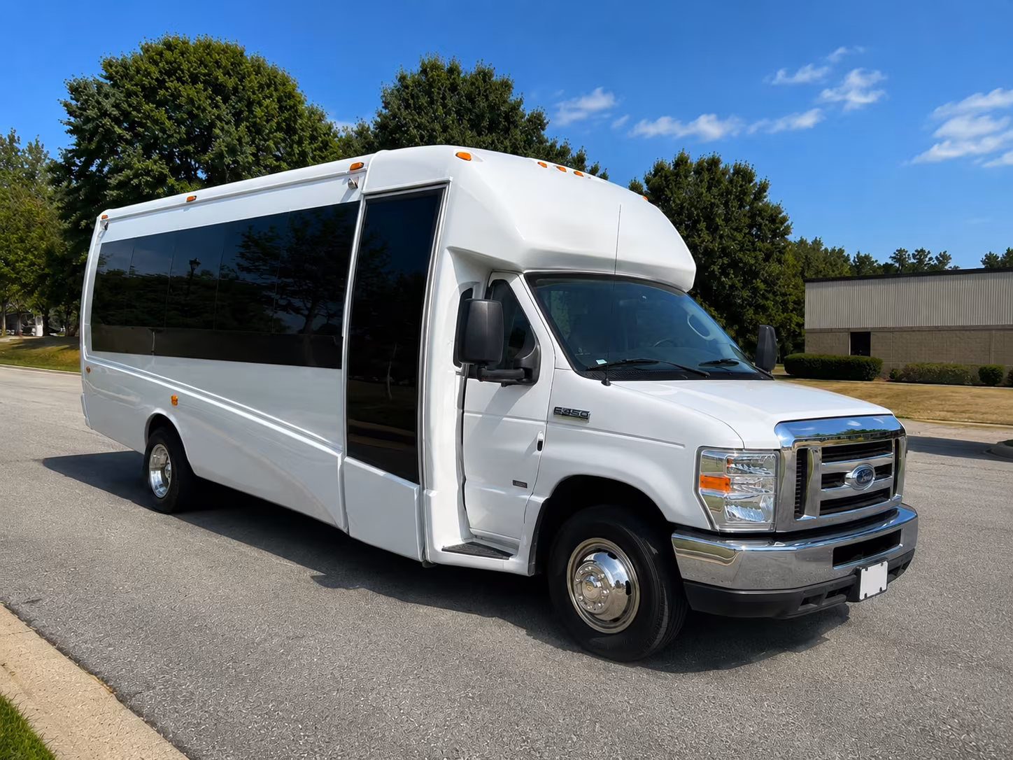 concert shuttle buses to memphis venues from jonesboro