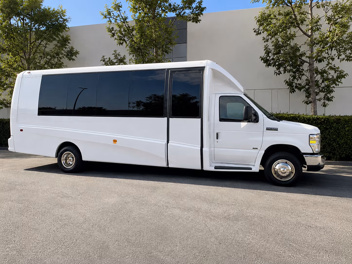 group concert bus rentals for jonesboro corporate and private parties