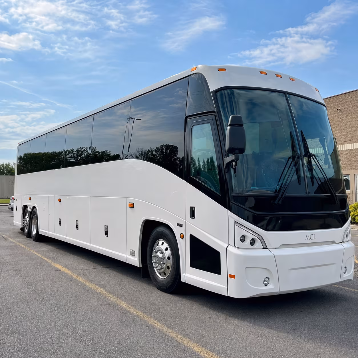long distance charter buses for arkansas travelers games in little rock
