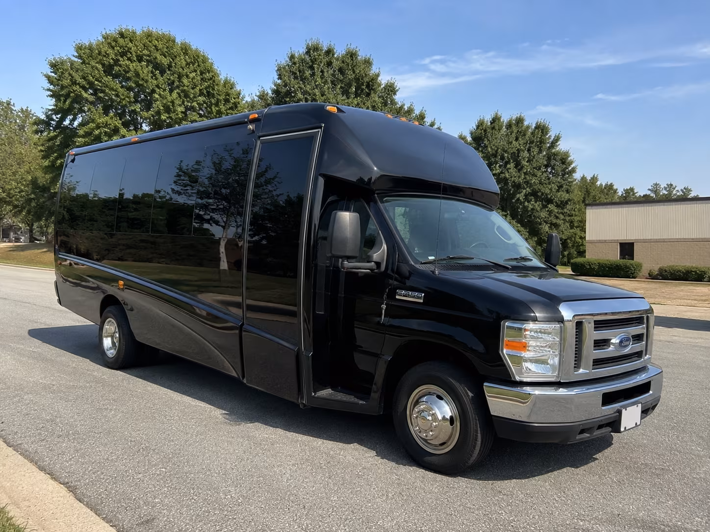 senior ministry and mobility accessible bus rentals for jonesboro churches